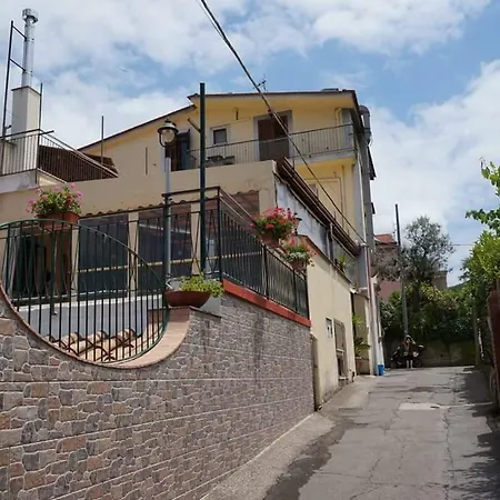 فندق مبيت وإفطار Mont E Da Martina Moiano